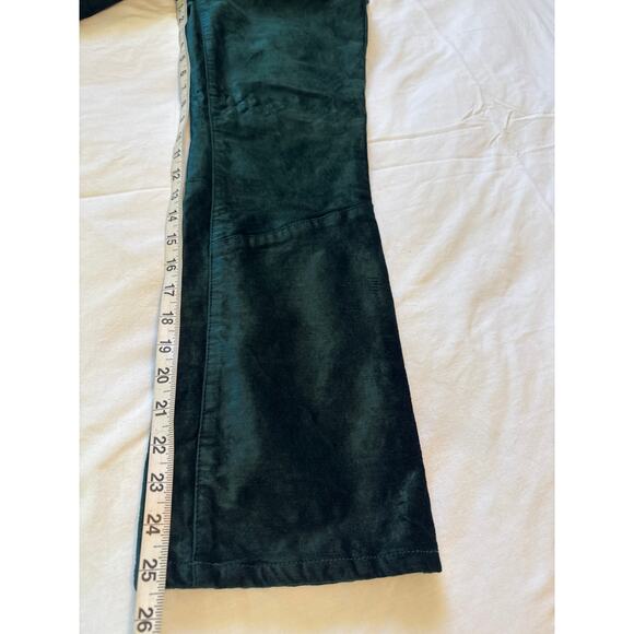 Free People Women’s Velour Dark Green Boot Cut Crop Style Pants Size 28 - Picture 9 of 11